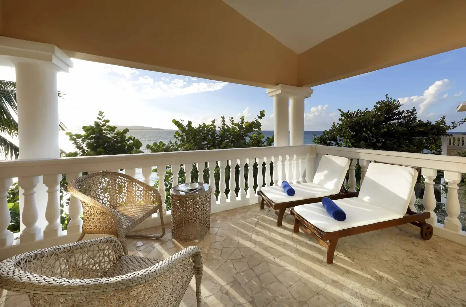 Grand_Palladium_Lady_Hamilton_Romance_Villa_Suite3