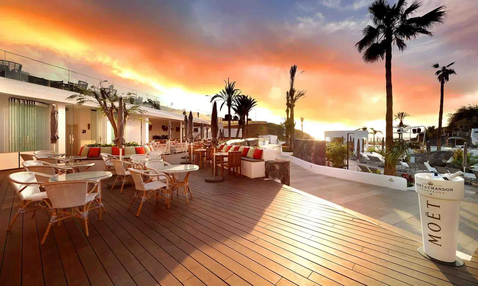 hard-rock-hotel-tenerife-the-beach-club