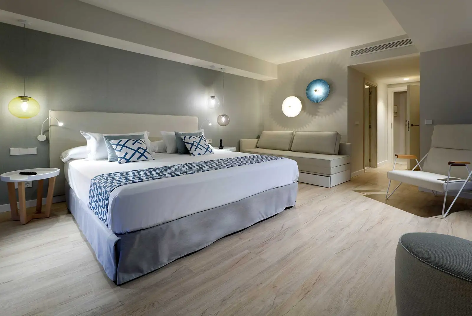 PALLADIUM-MENORCA-DELUXE-FAMILIAR_Vista general habitación