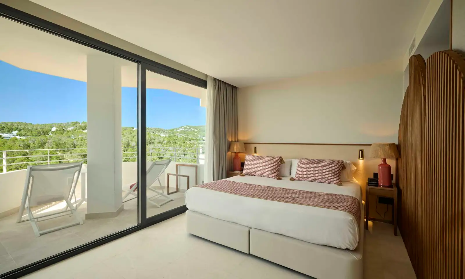 Signature-Level-TRS-Ibiza-Hotel-Presidential-Suite-3