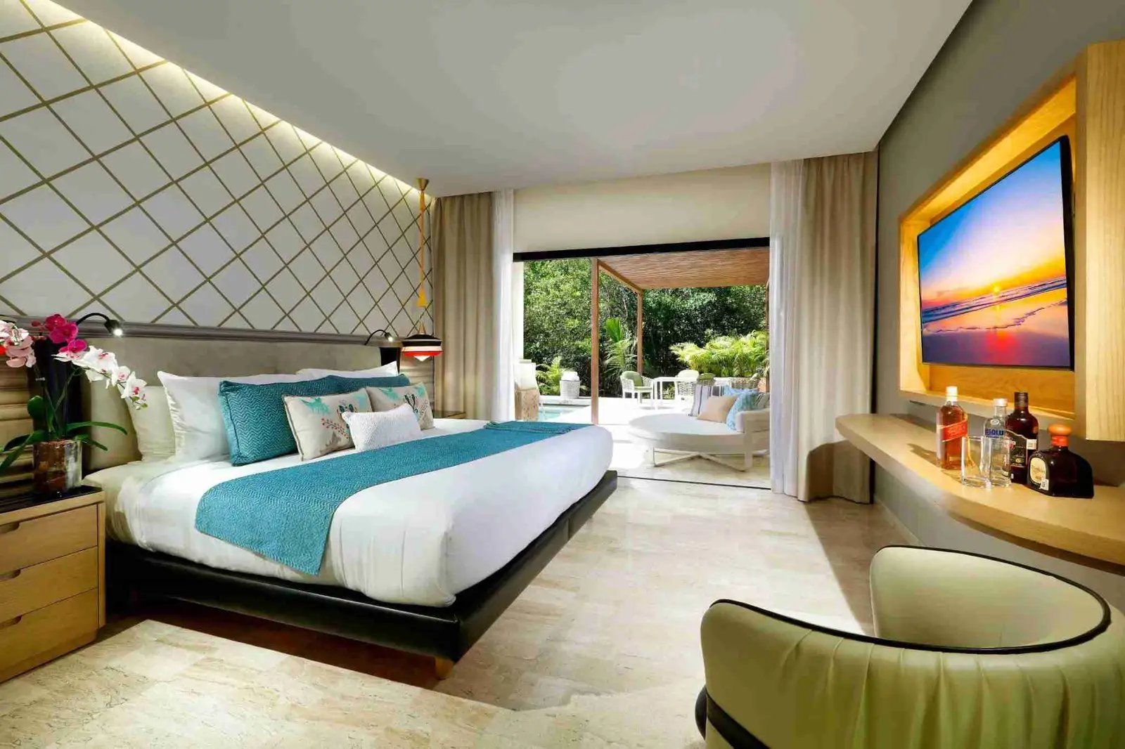 TRS-YUCATAN-HOTEL-Suite-Private-Pool-Poolside6