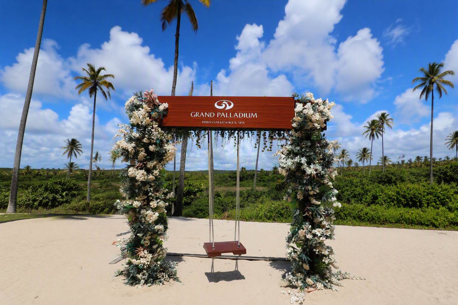 grand palladium imbassai banco sunset
