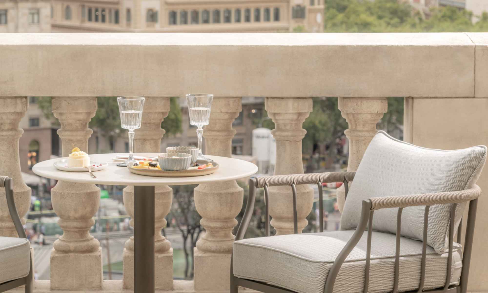 deluxe terrace city view
