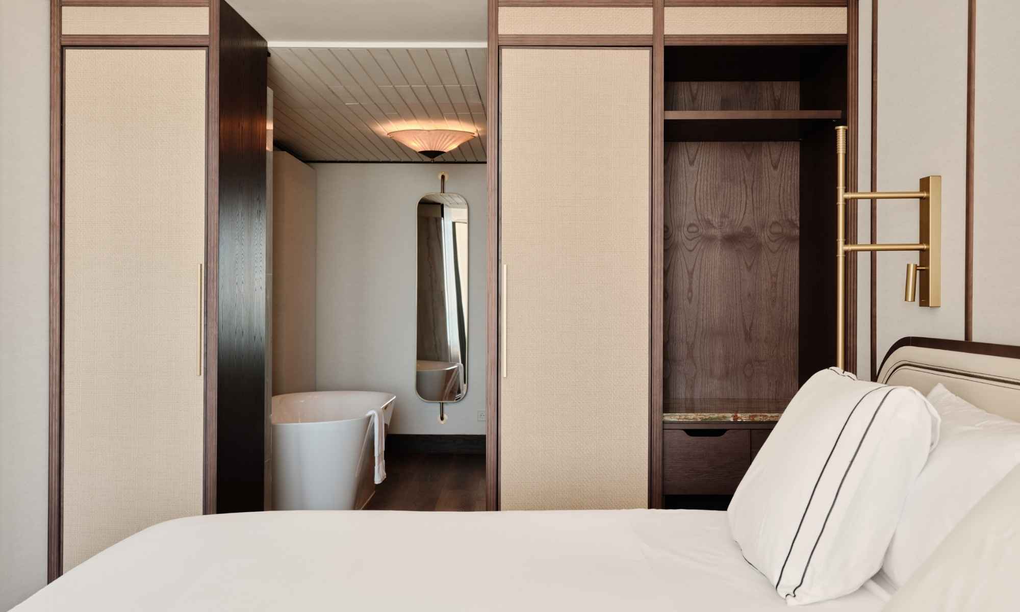 premium-comfort-suite
