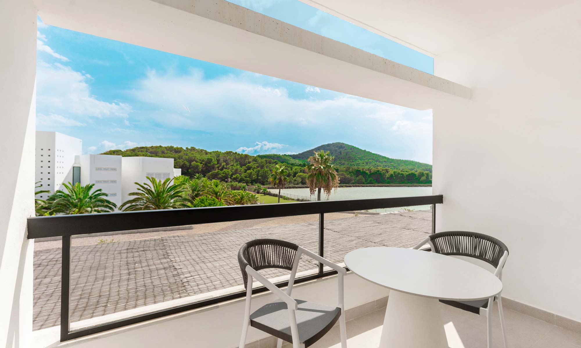 GP-IBZ-PALACE-HABITA-SUITE-GARDEN-VIEW_8