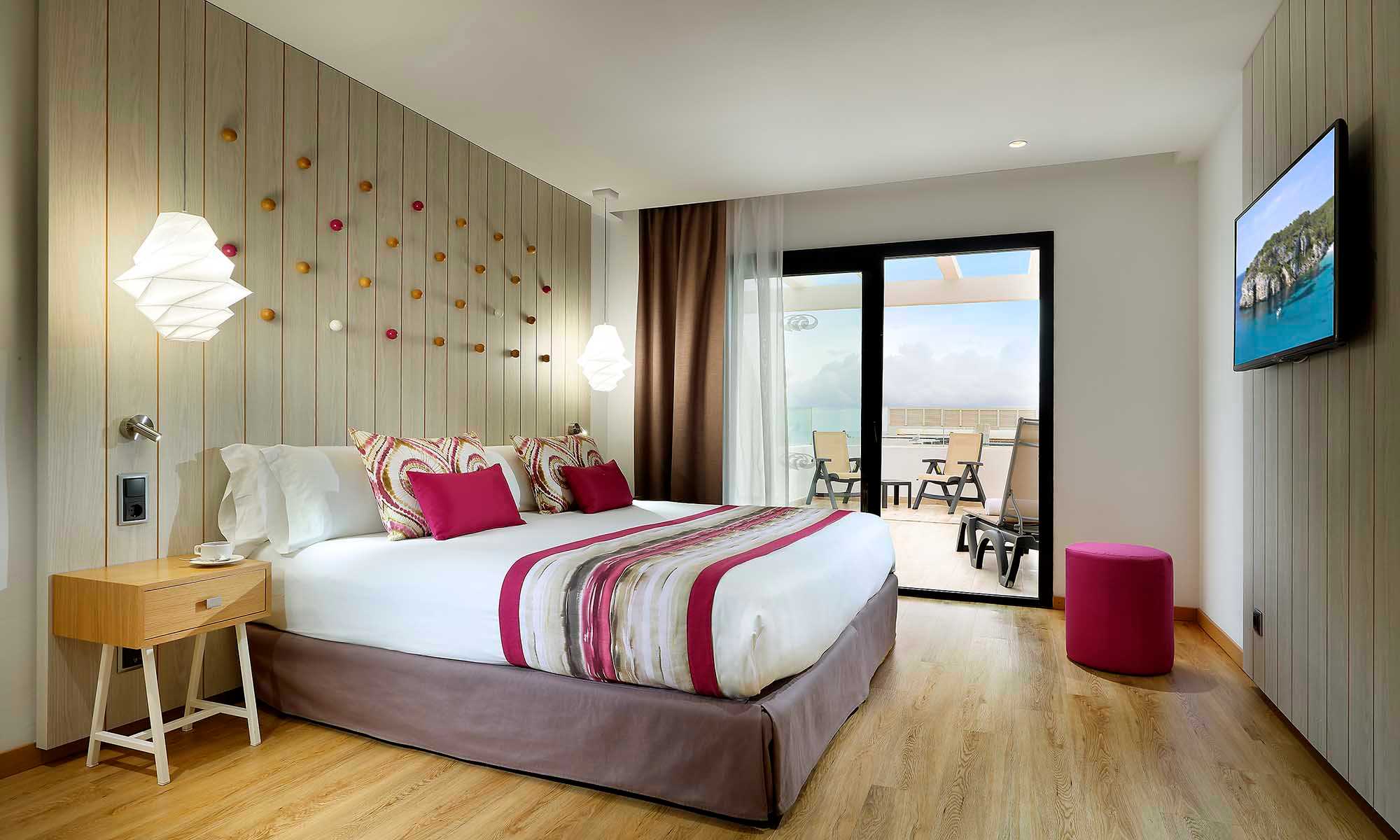 GP-WHITE-ISLAND-HABIT-DELUXE-TERRACE-7306_MG_9537