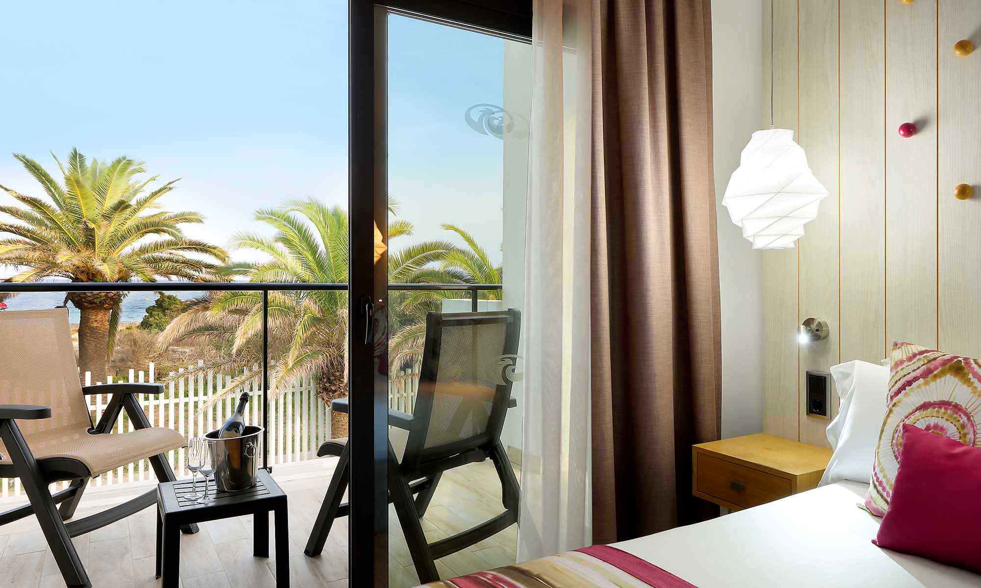 GP-WHITE-ISLAND-HABIT-DELUXE-SEAFRONT-VIEW-6109_MG_9776