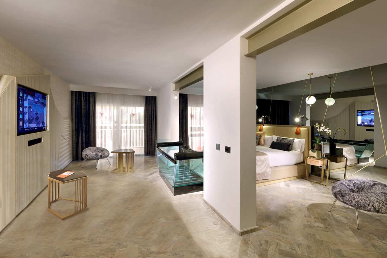 ushuaia-ibiza-beach-hotell-suite-club