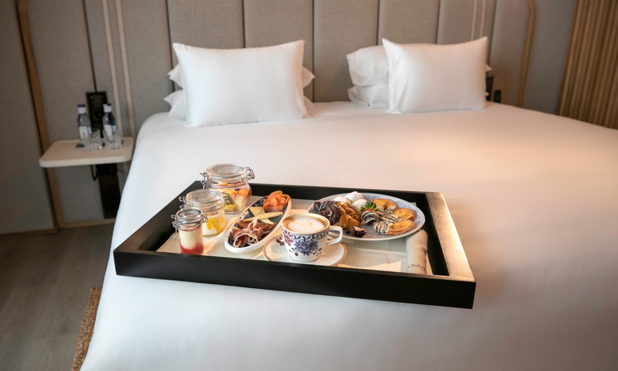 Only YOU Hotel Ibiza desayuno room service