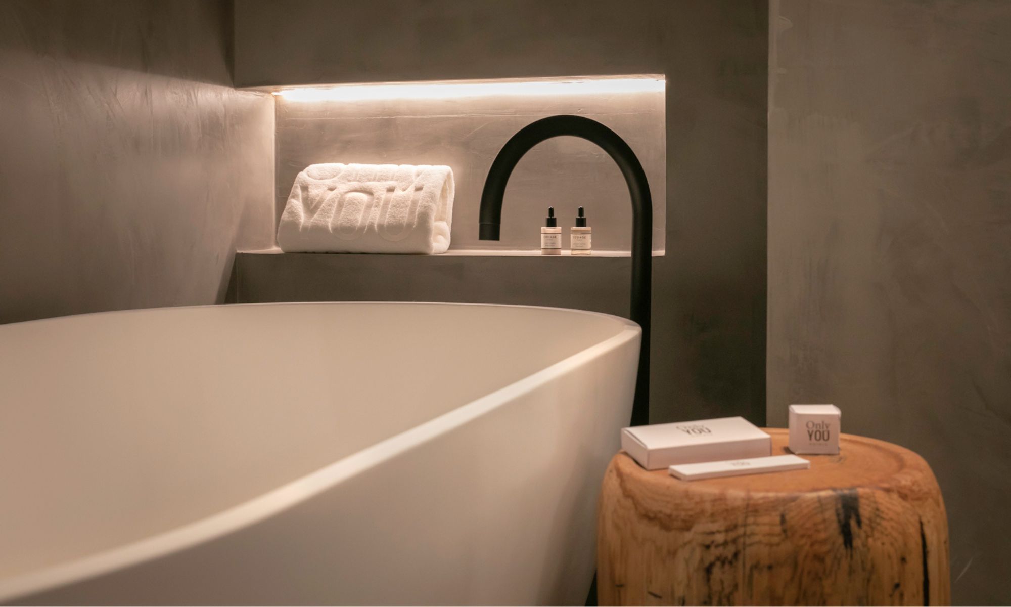 Only YOU Hotel Ibiza bañera