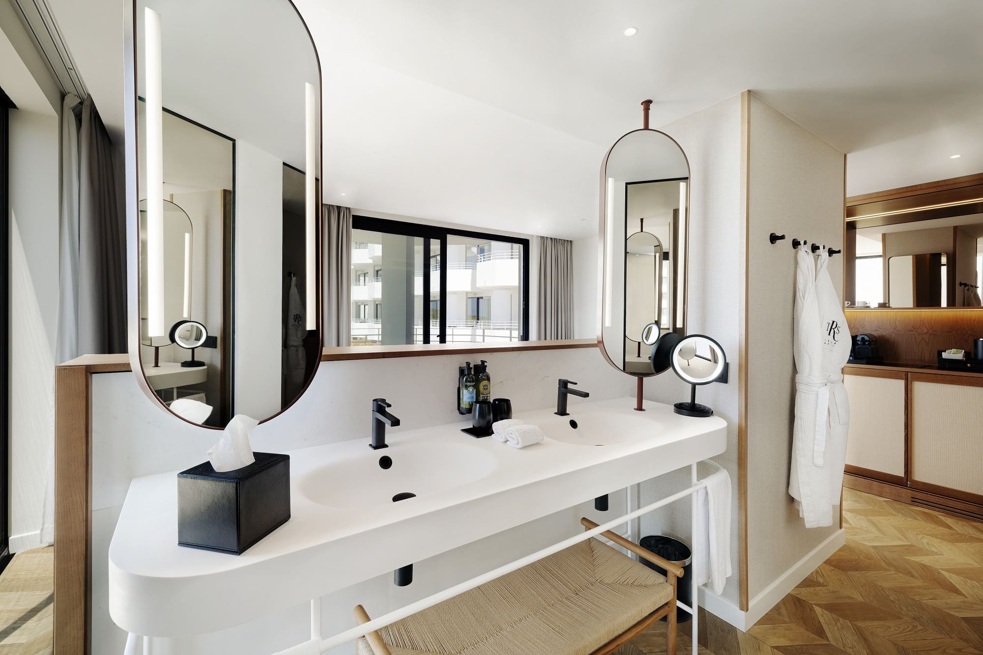 trs_ibiza_sunset_junior_suite_bano