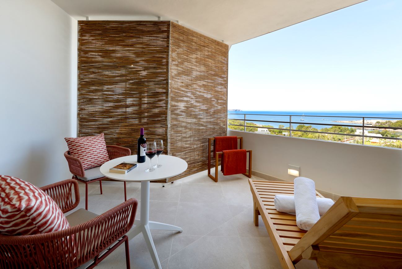 trs-ibiza-junior-suite-sea-view-01.jpg