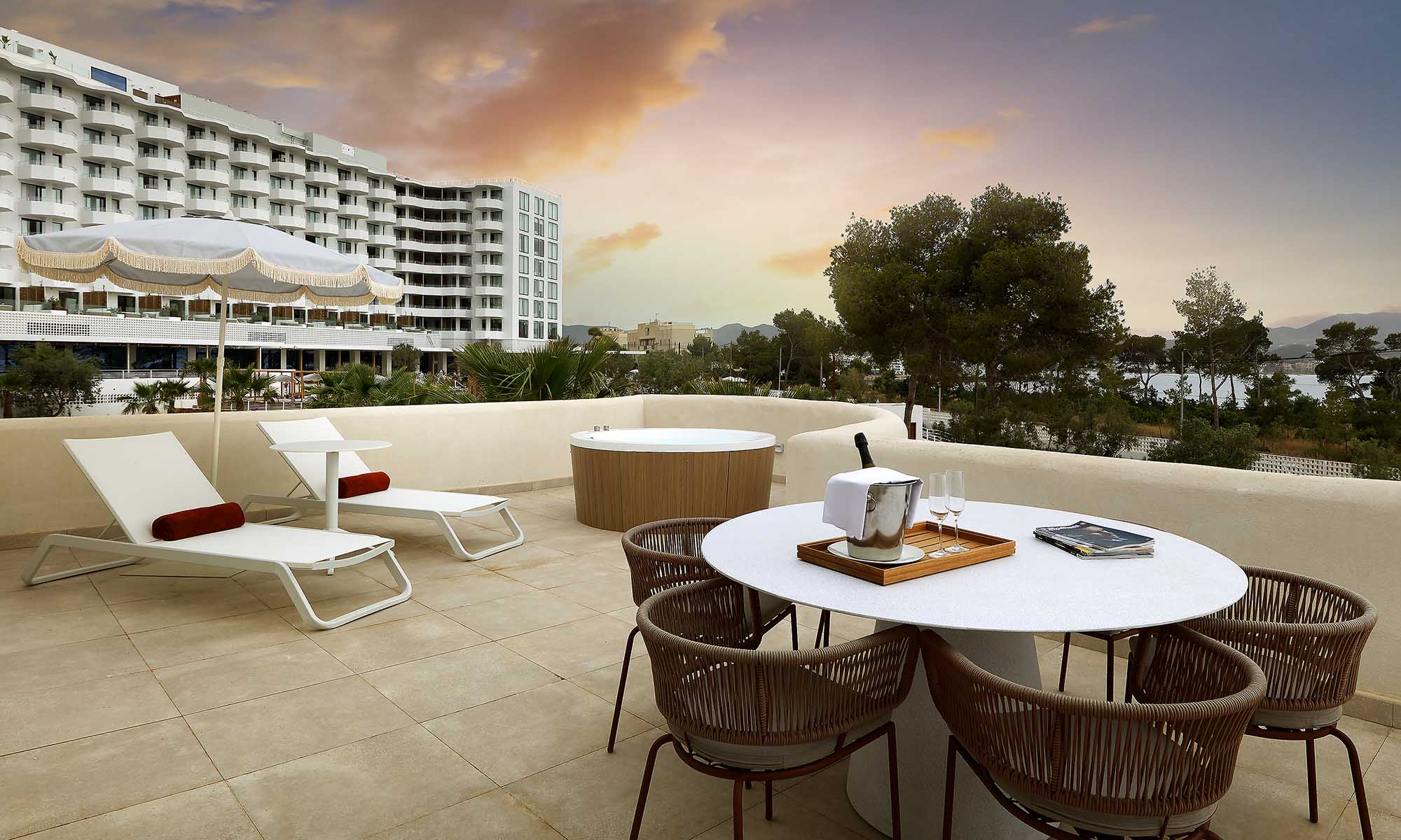 TRS-IBIZA-HOTEL-SIGNATURE-LEVEL-ALL TOGETHER-SUITE-2101_MG_7245v2