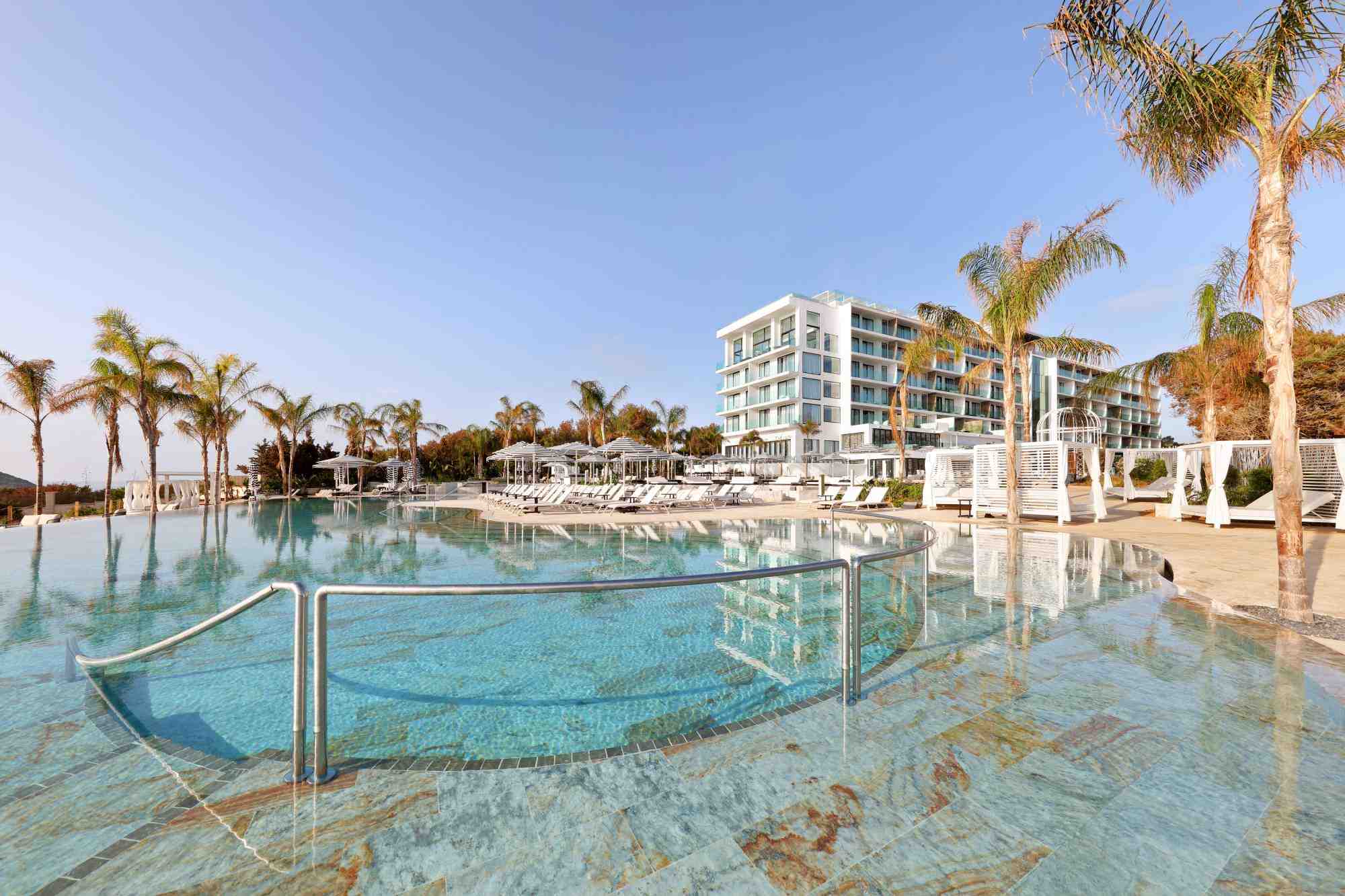 Bless-Hotel-Ibiza-Tris