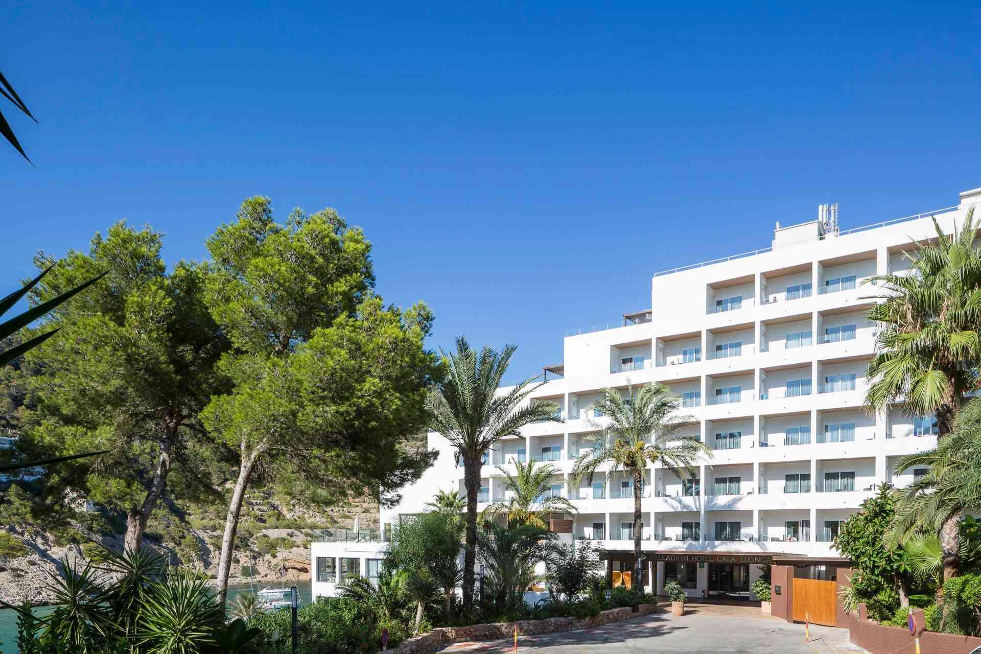 Palladium Hotel Cala Llonga Fachada