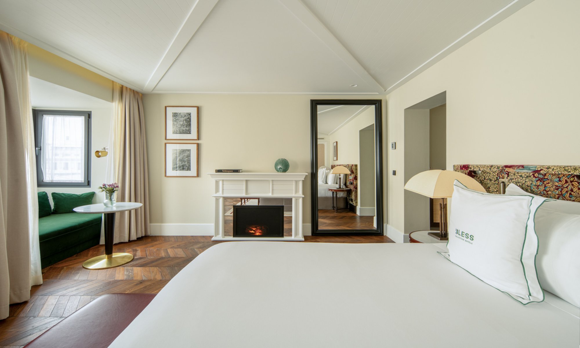 BLESS Madrid Premium room