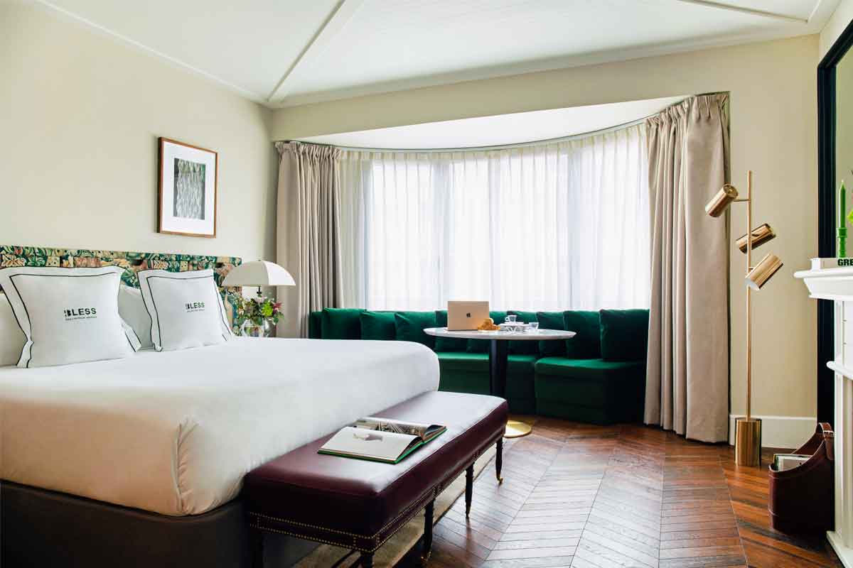 BHM_BLESS_DELUXE_PREMIUM_1200x800_02_LIFESTYLE_REV00