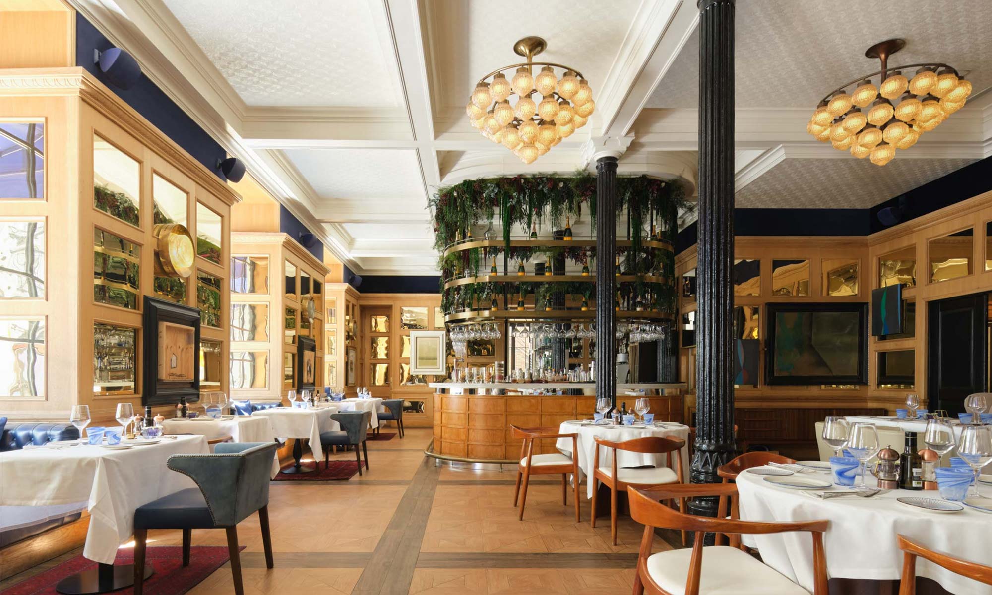 Only-YOU-Boutique-YOUNIQUE-arts-club