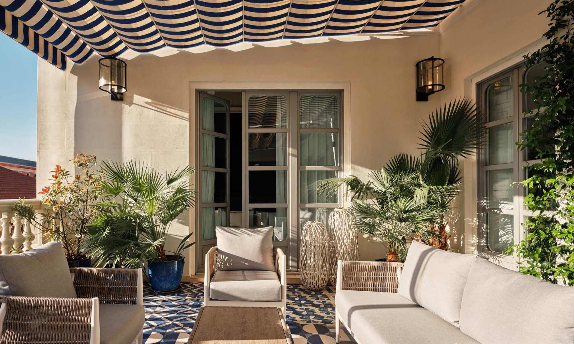 only-you-boutique-hotel-madrid-blue-suite-4