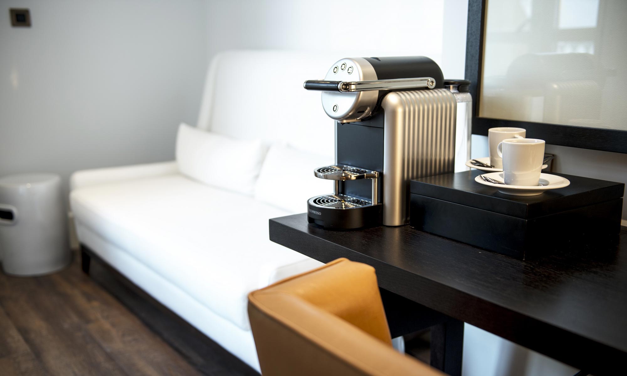 Only-YOU-Boutique-Hotel-Madrid-The-Royal-Blue-Suite4