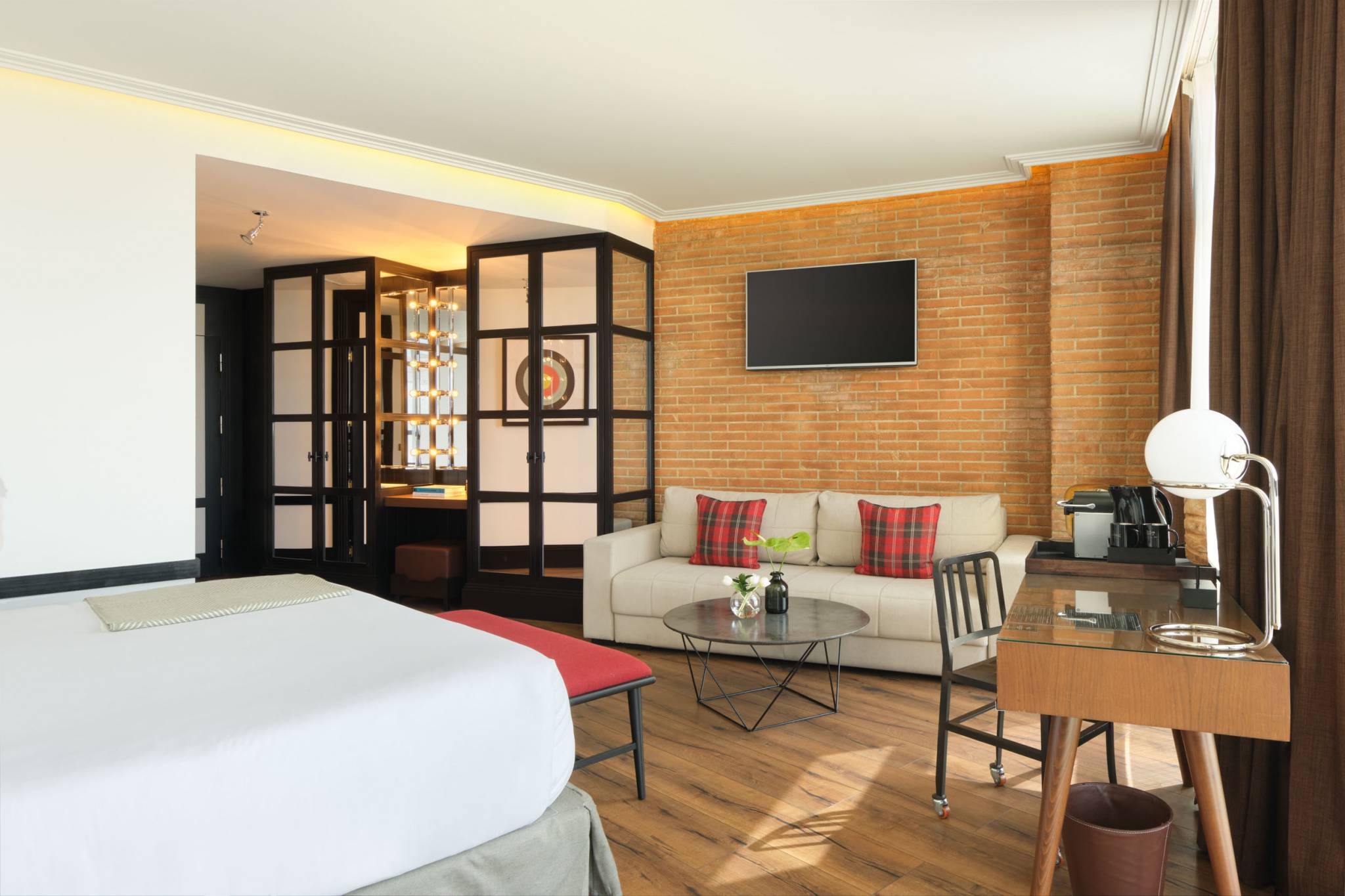 only-you-hotel-atocha-habitacion-superior-suite_04.jpg