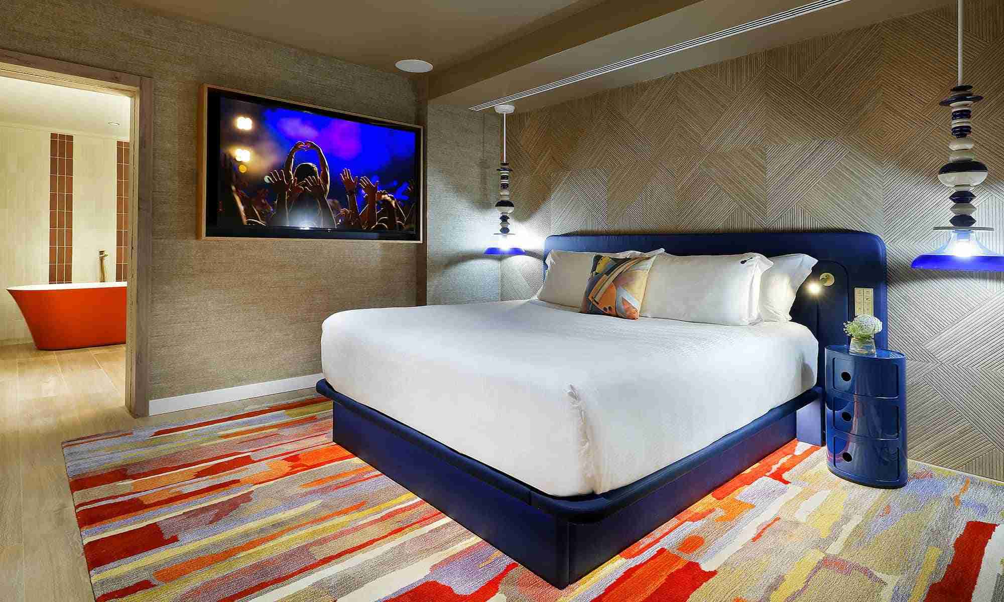 HRH-MARBELLA-ROCK-STAR-SUITE-1