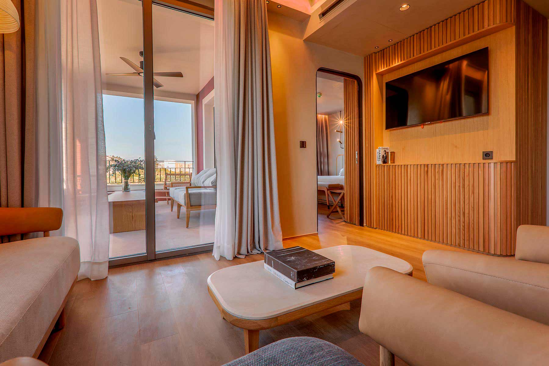 only-you-junior-suite-terrace-larios-10