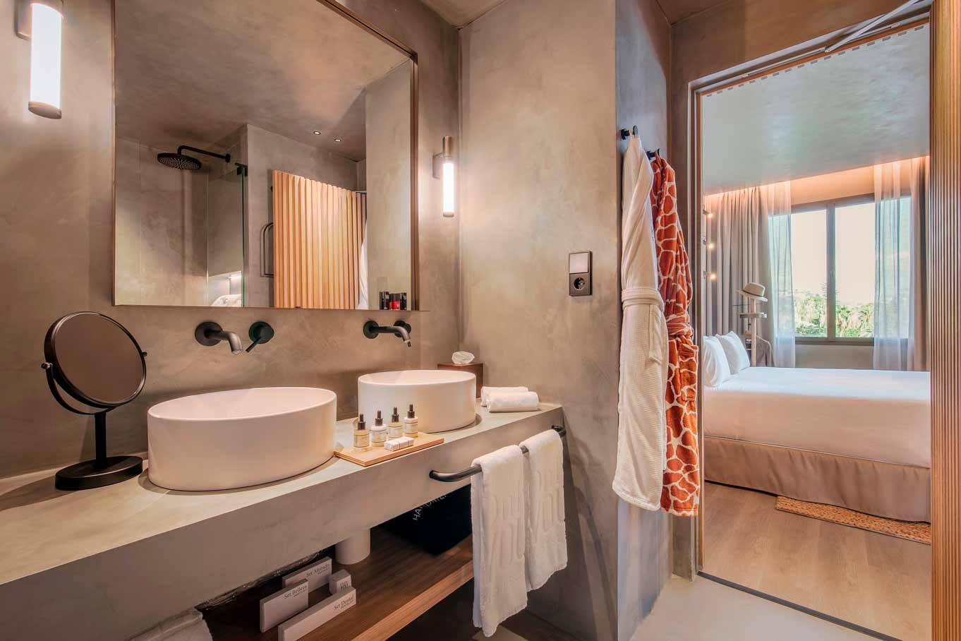 only-you-malaga-junior-suite-terrace-marina-1