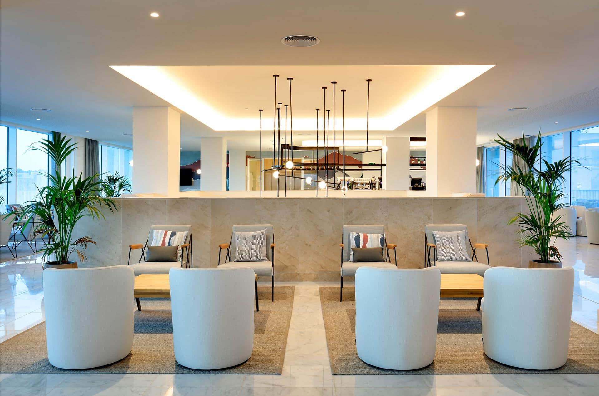 Palladium-Hotel-Menorca-Bar-Teatro-Sa-Pomada