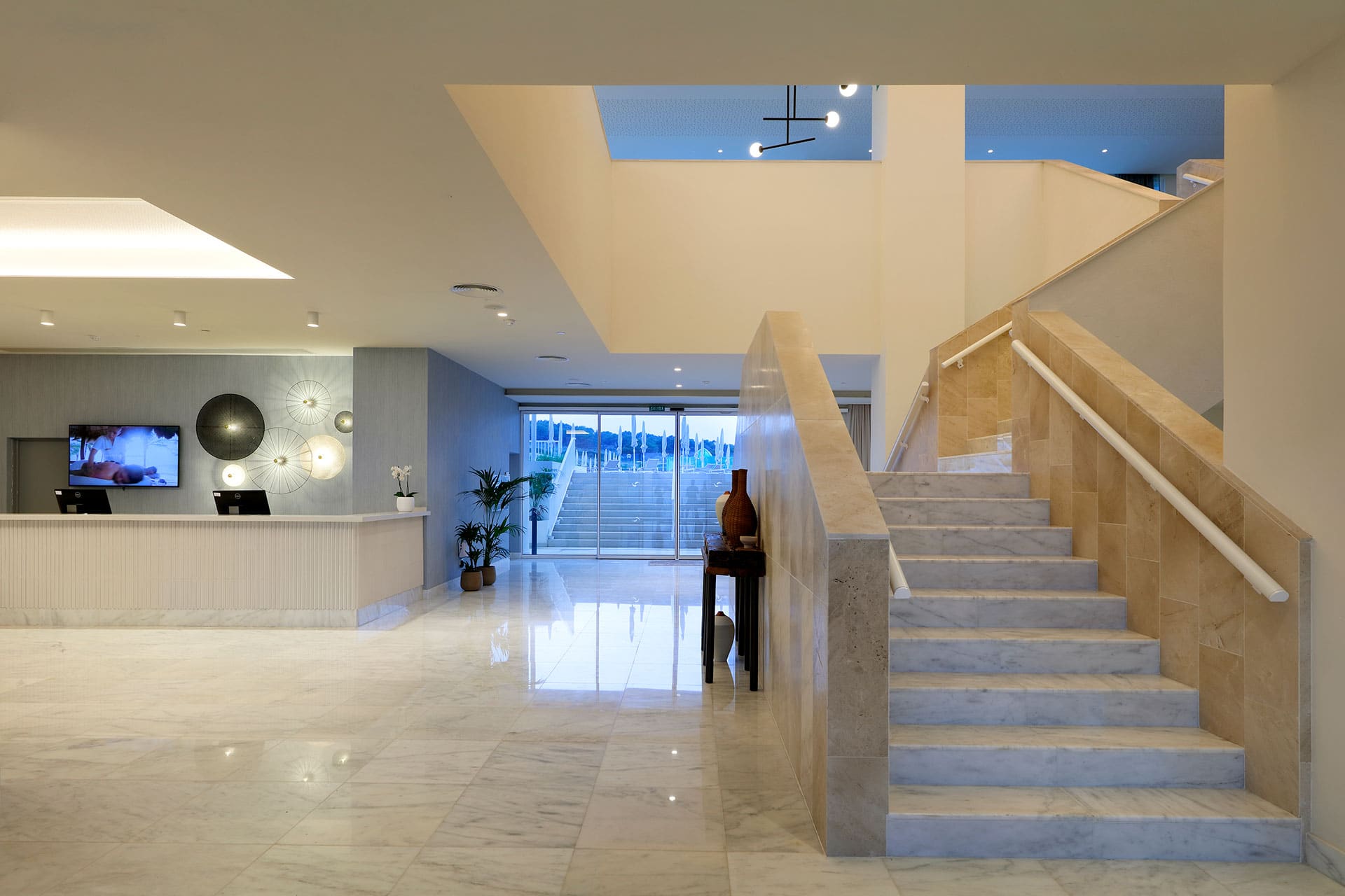 Palladium-Hotel-Menorca-Lobby