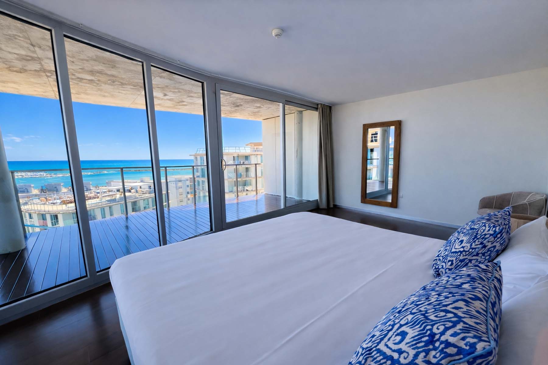 Palladium Hotel Peñíscola Master Suite Jacuzzi Terrace