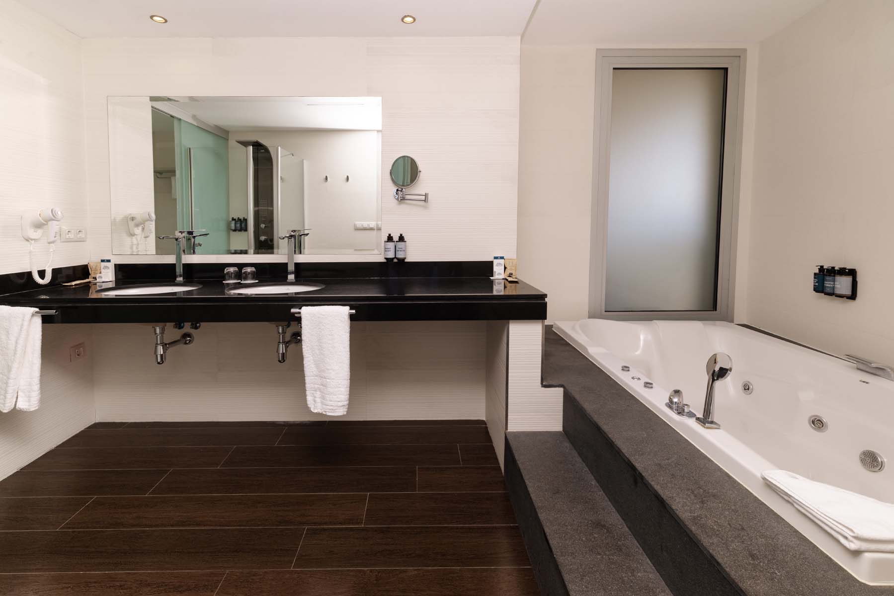 Palladium Hotel Peñíscola Suite Jacuzzi Terrace