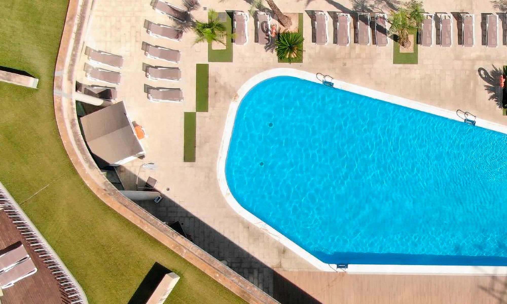 palladium-peniscola-piscina-cenital