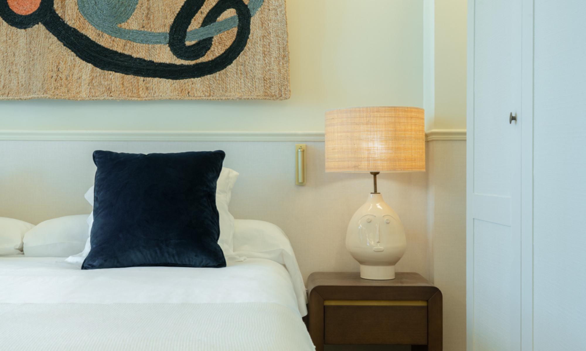 only_you_hotel_sevilla_suite_cama