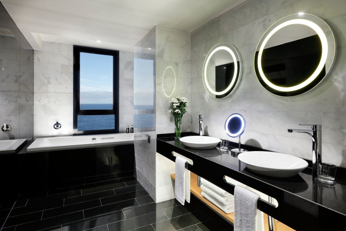 rock-suite-platinum-1.jpg