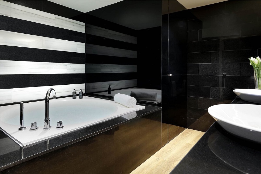 hard_rock_hotel_tenerife_rock_royalty_suite_bano