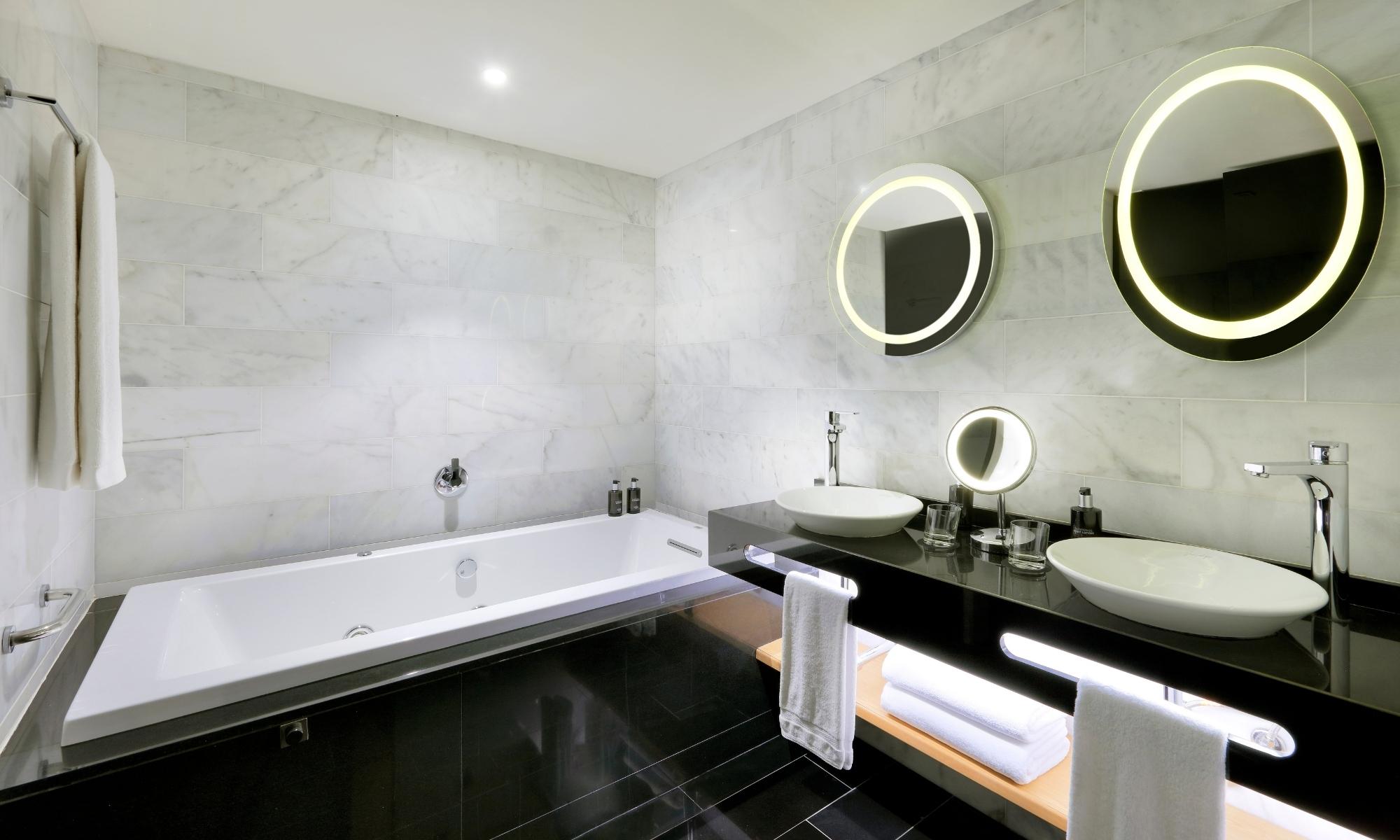 Hard Rock Hotel Tenerife Silver Suite Studio Fitness