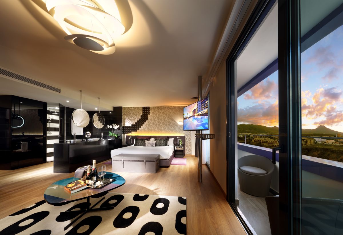 rock-royalty-studio-suite-2.jpg