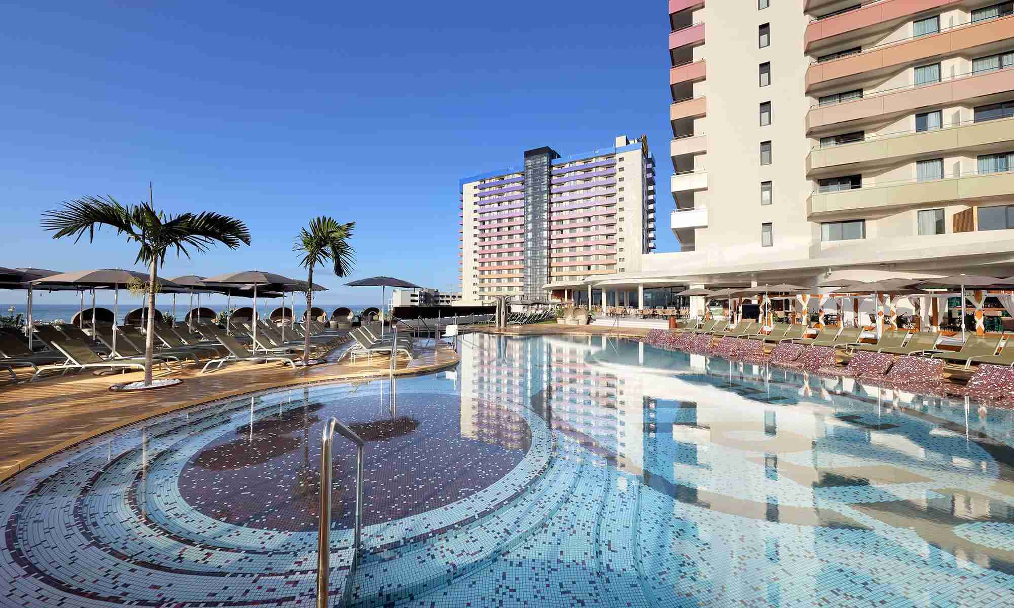 Hard-Rock-Hotel-Tenerife-Piscina-Splash