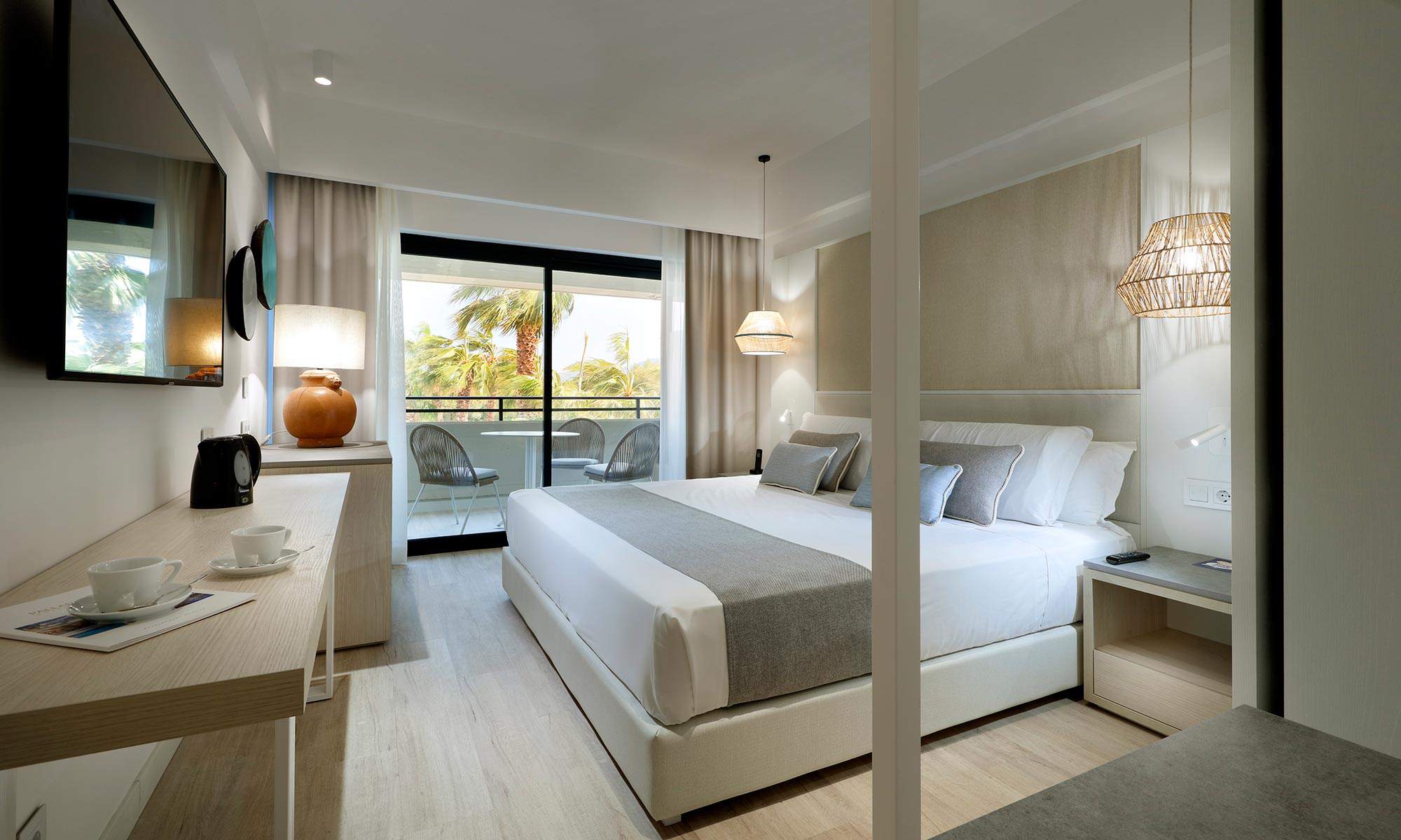 Grand-Palladium-Sicilia-Connecting-Family-Deluxe3