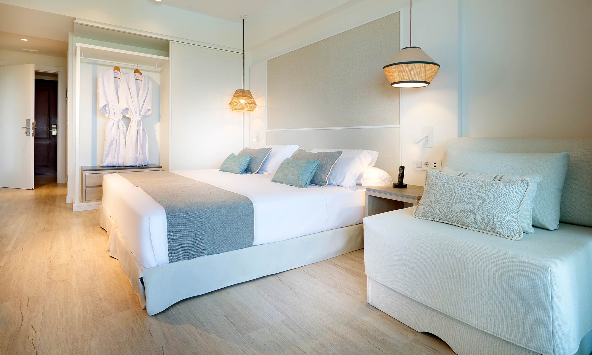 Grand-Palladium-Sicilia-Deluxe-Sea-View5