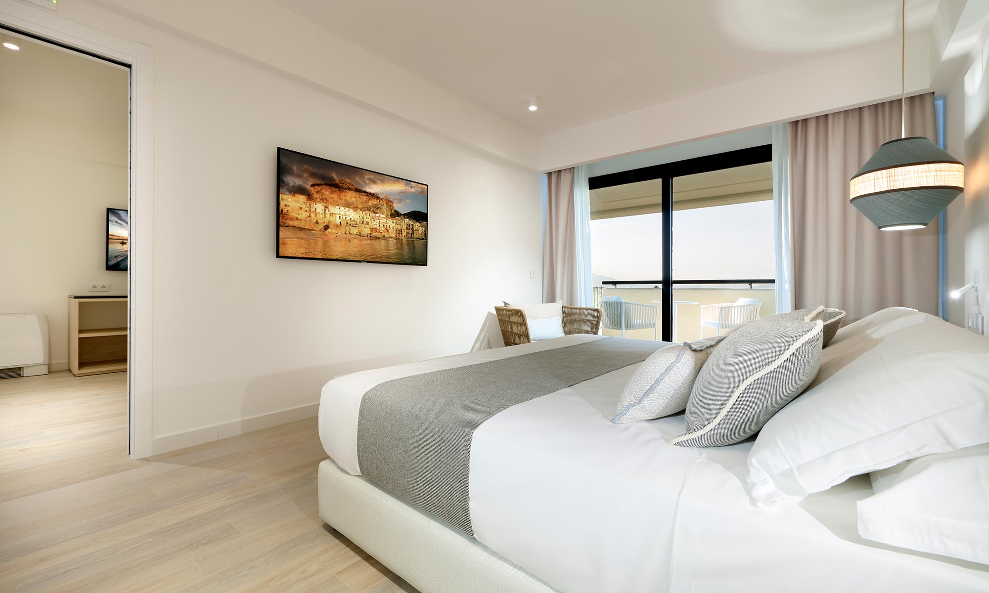 Grand-Palladium-Sicilia-Suite-Sea-View4