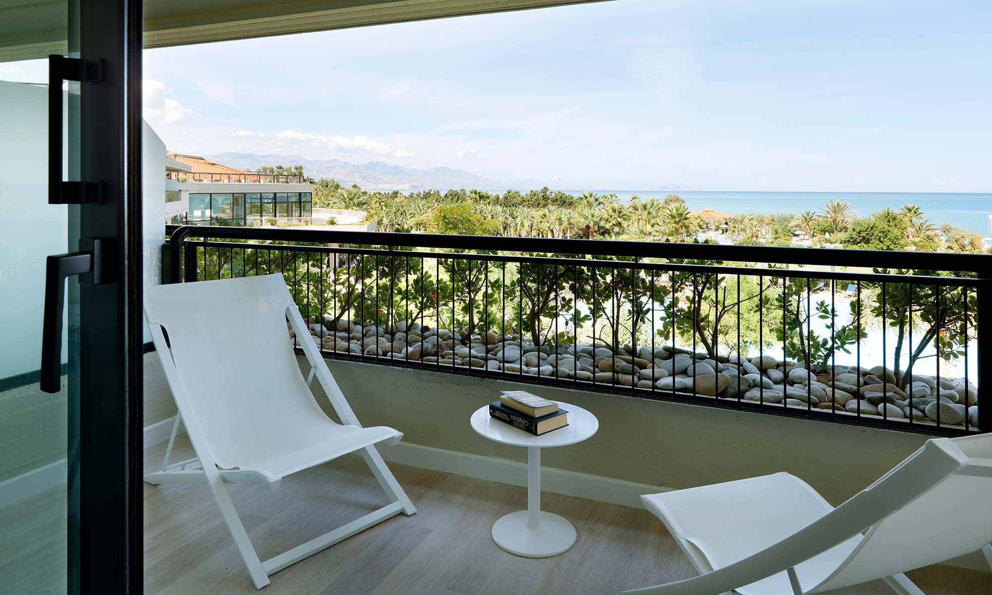 Grand-Palladium-Sicilia-Suite-Sea-View5