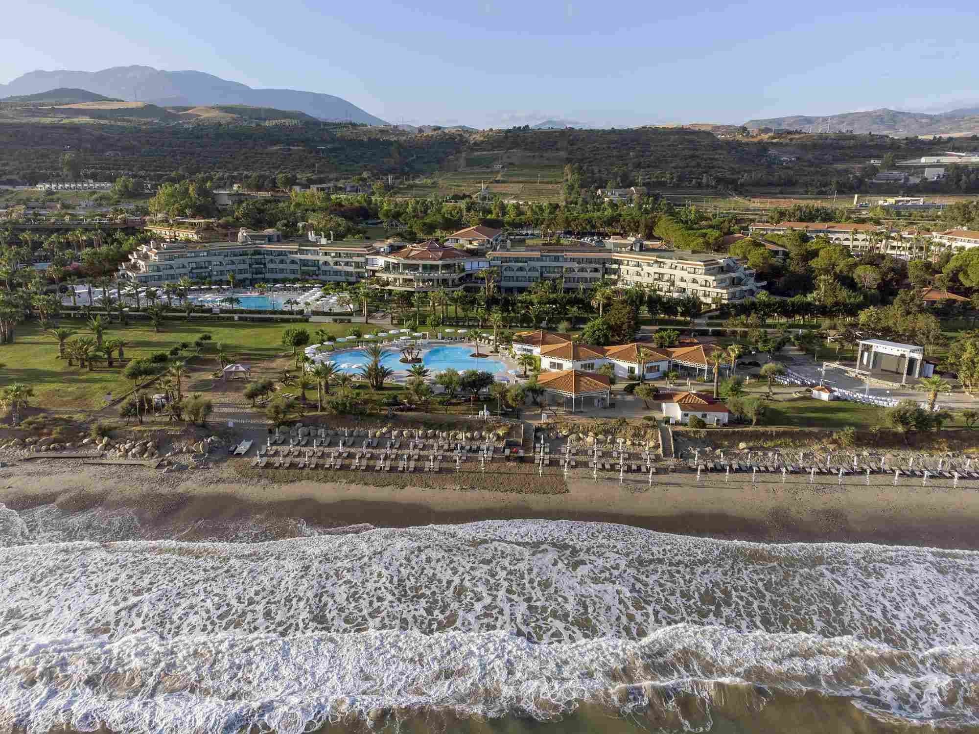 The Signature Level at Grand Palladium Sicilia Resort & Spa y Grand Palladium Sicilia Resort & Playa