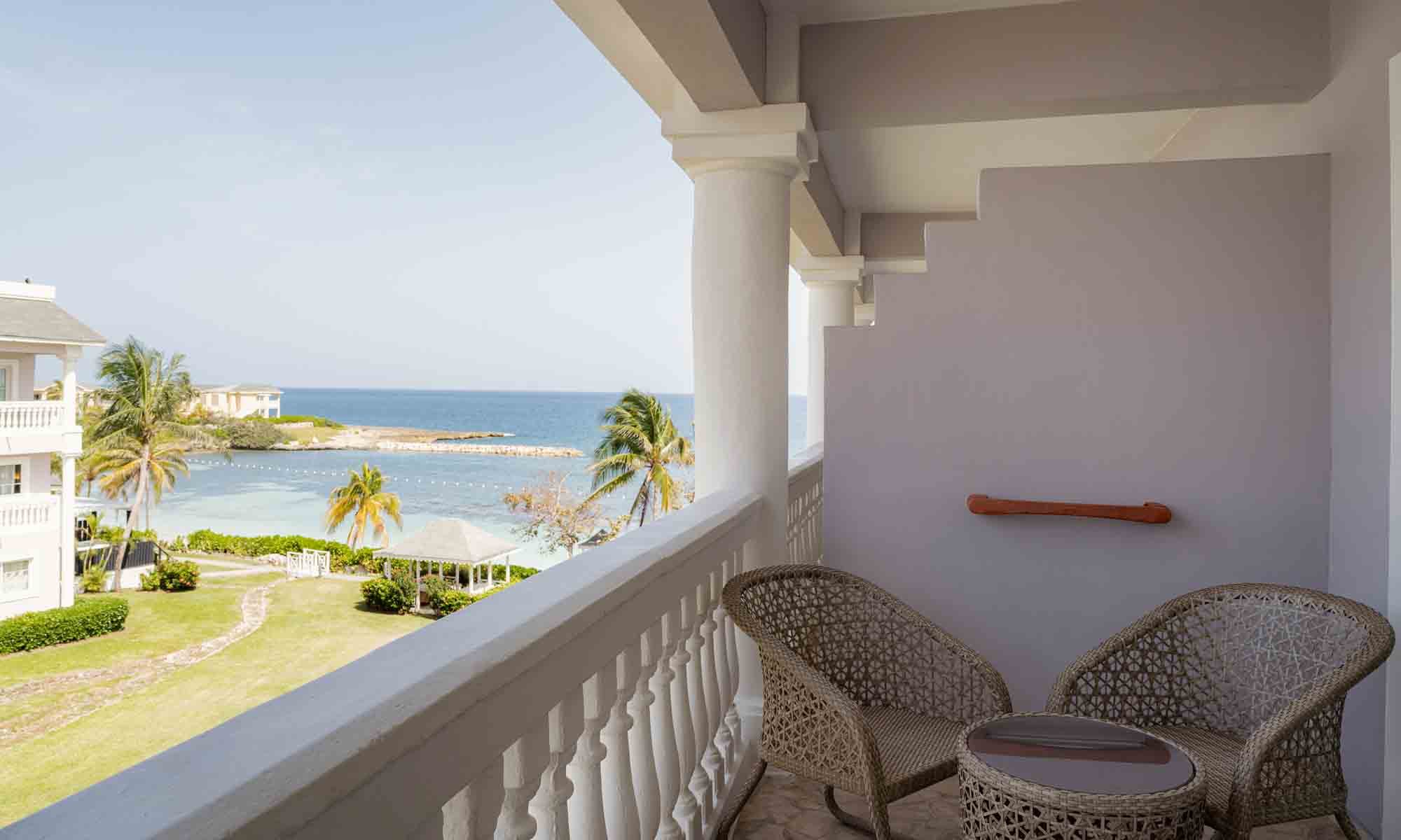 gp lady hamilton junior suite beach side
