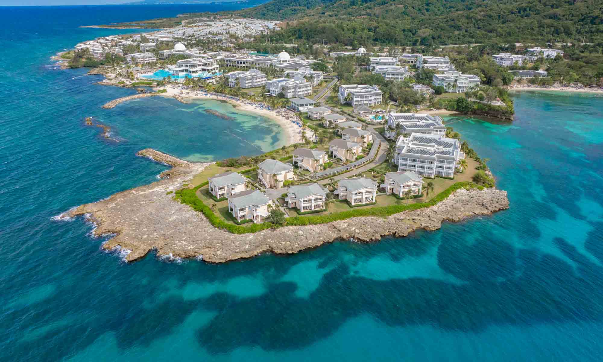 grand palladium lady hamilton aerea
