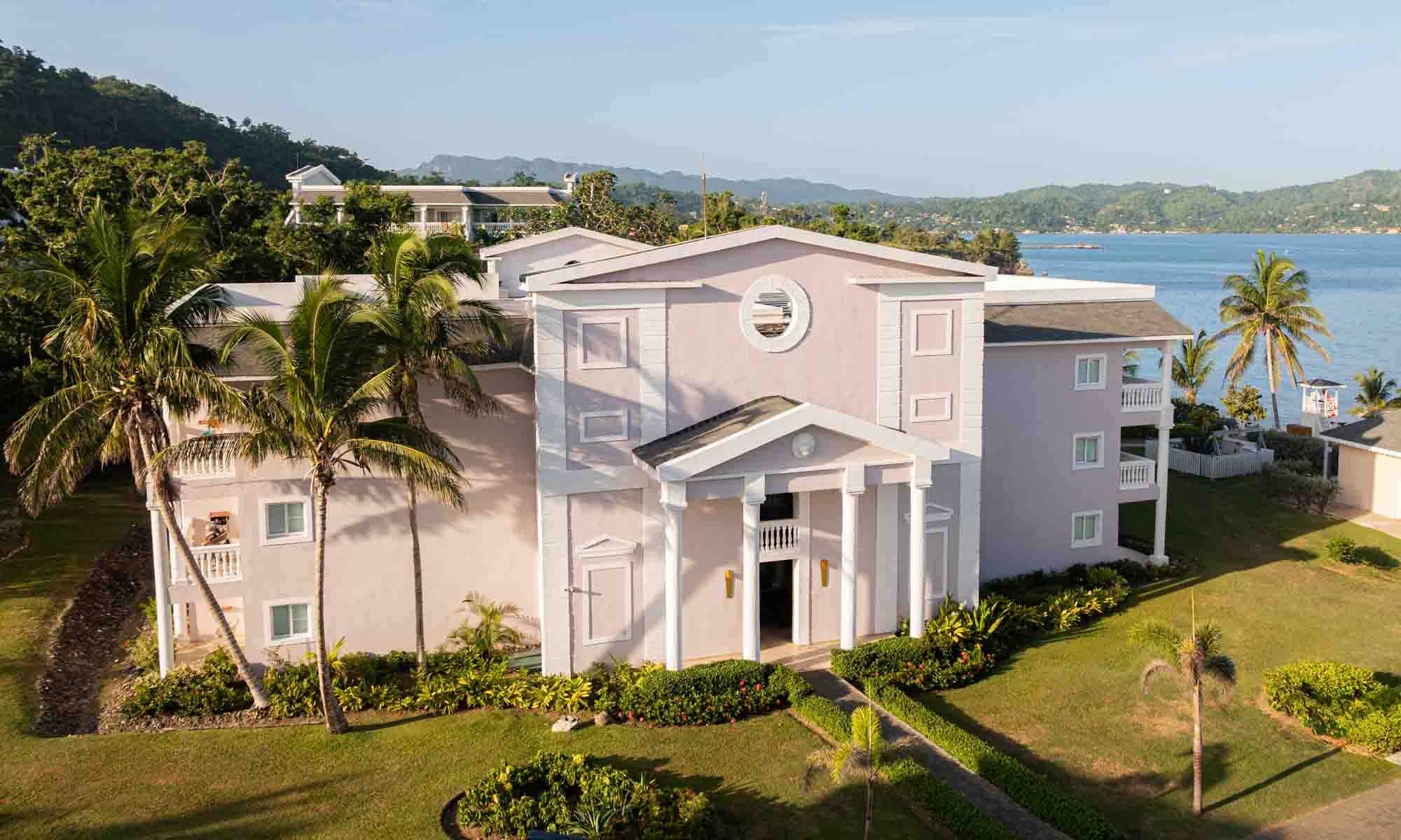 grand palladium lady hamilton fachada