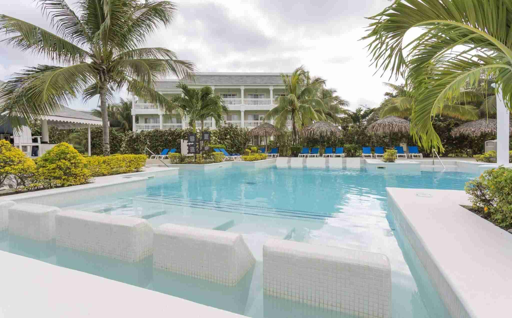 GP-Lady-Hamilton-Galer-a