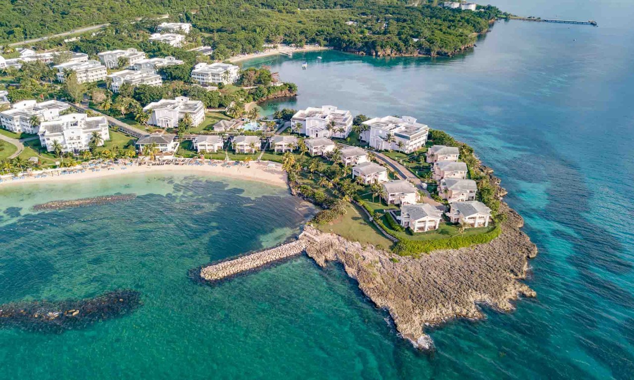 Grand Palladium Lady Hamilton Resort Spa 5 star hotel in Montego Bay