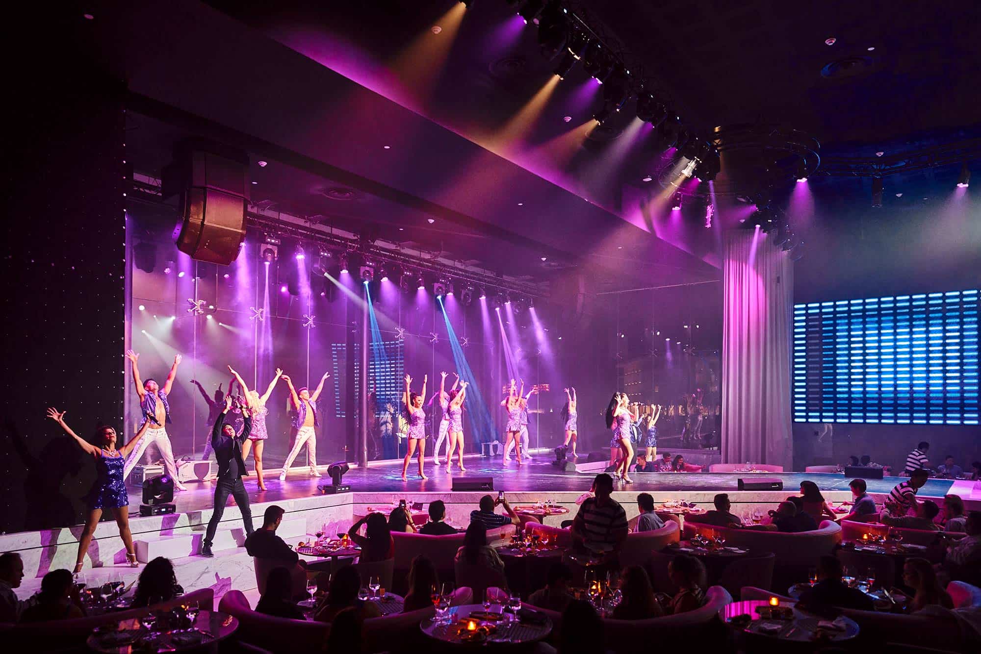 TRS Coral Hotel_Espectaculos internacionales en Chic Cabaret Restaurant